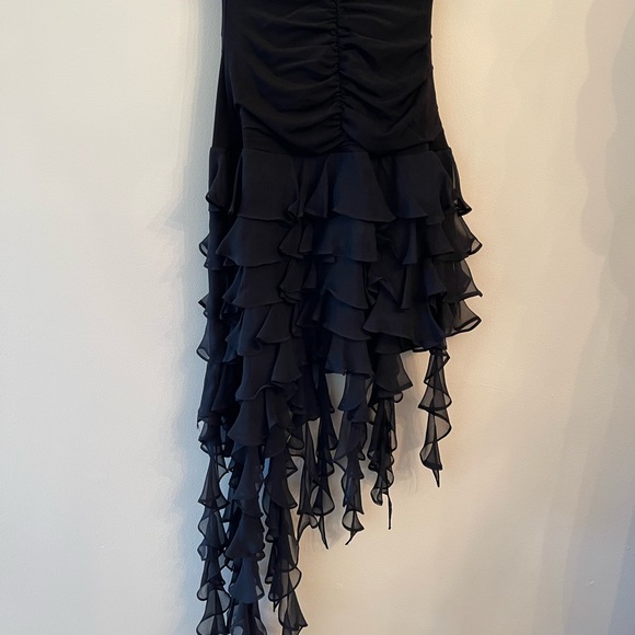 Time to have fun with this dress!! - Picture 3 of 5